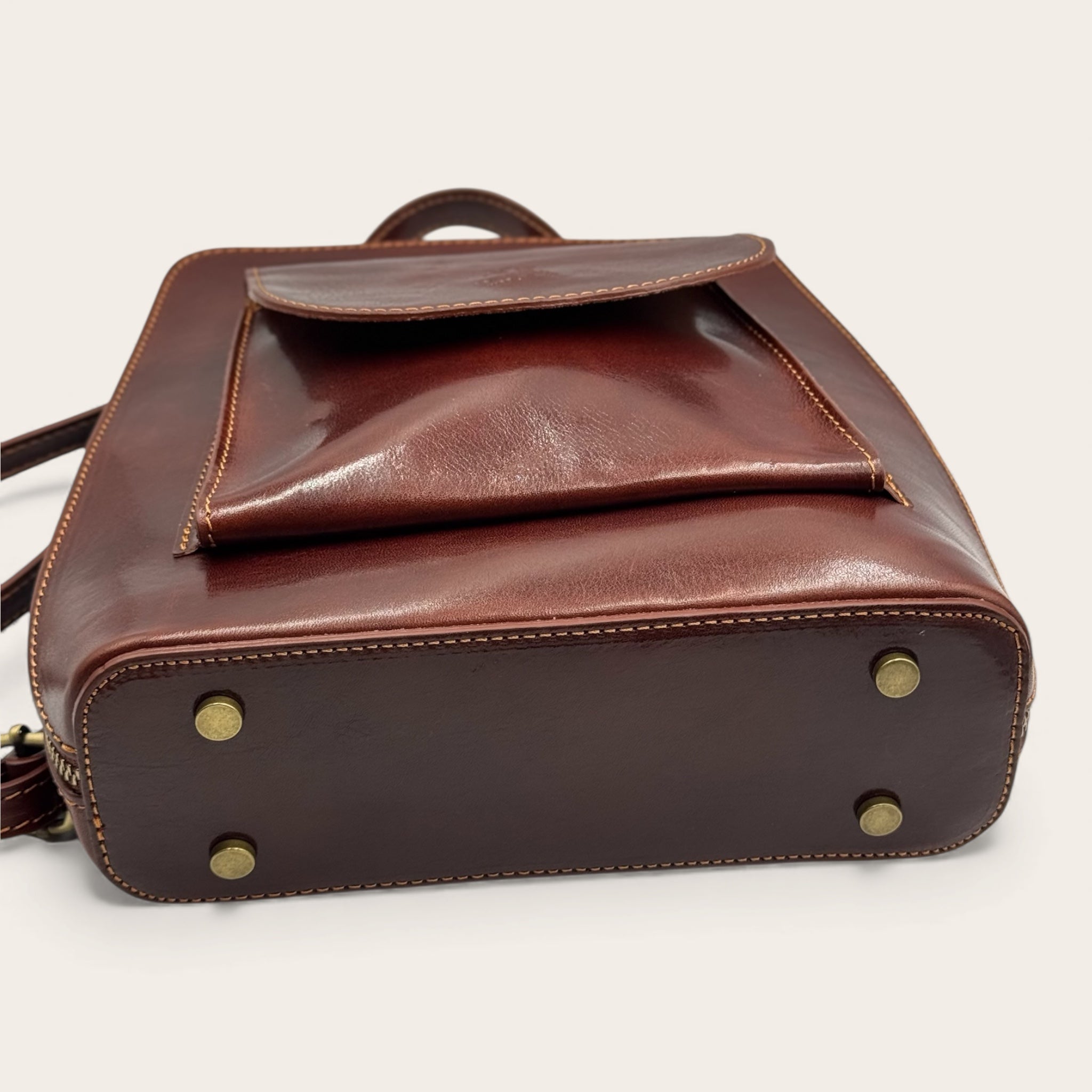 Zaino, borsa a mano e crossbody in pelle “Il Magnifico” – Florence Italy